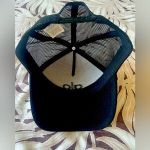ALO Yoga Black and Gray Snapback Hat